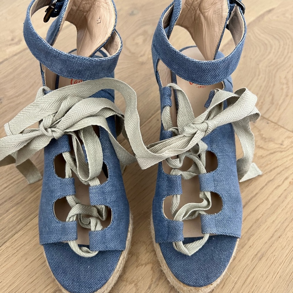 Castaner wedge espadrilles never been worn size 37